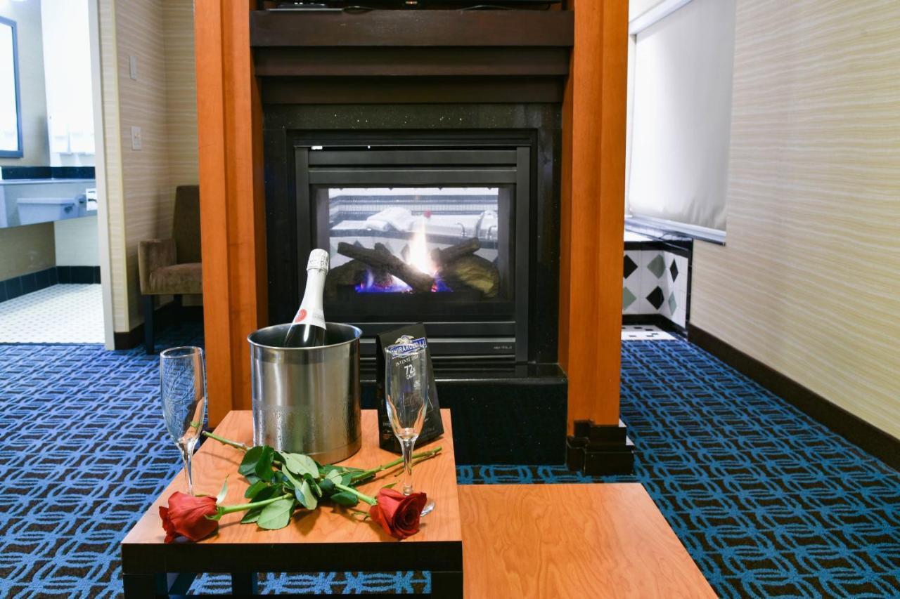 Fairfield Inn Hartford Airport Windsor Locks Buitenkant foto