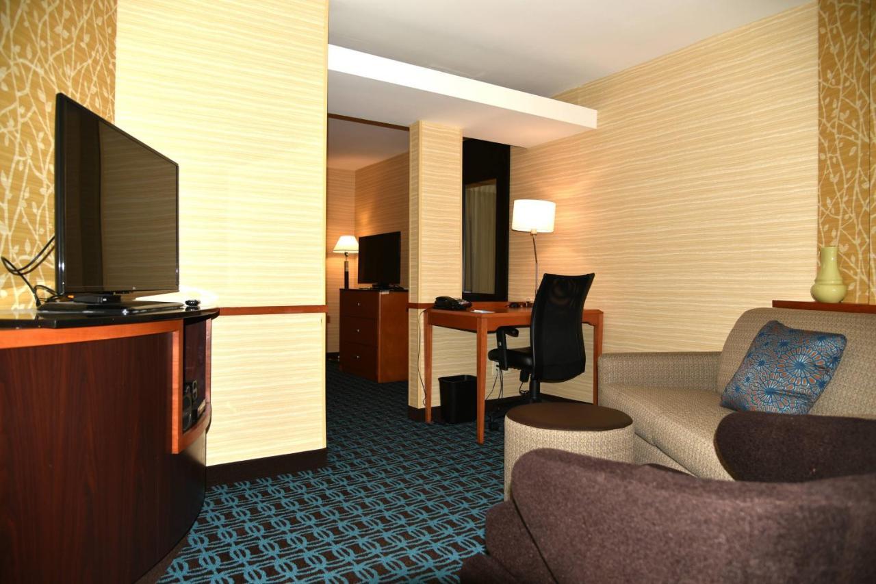 Fairfield Inn Hartford Airport Windsor Locks Buitenkant foto