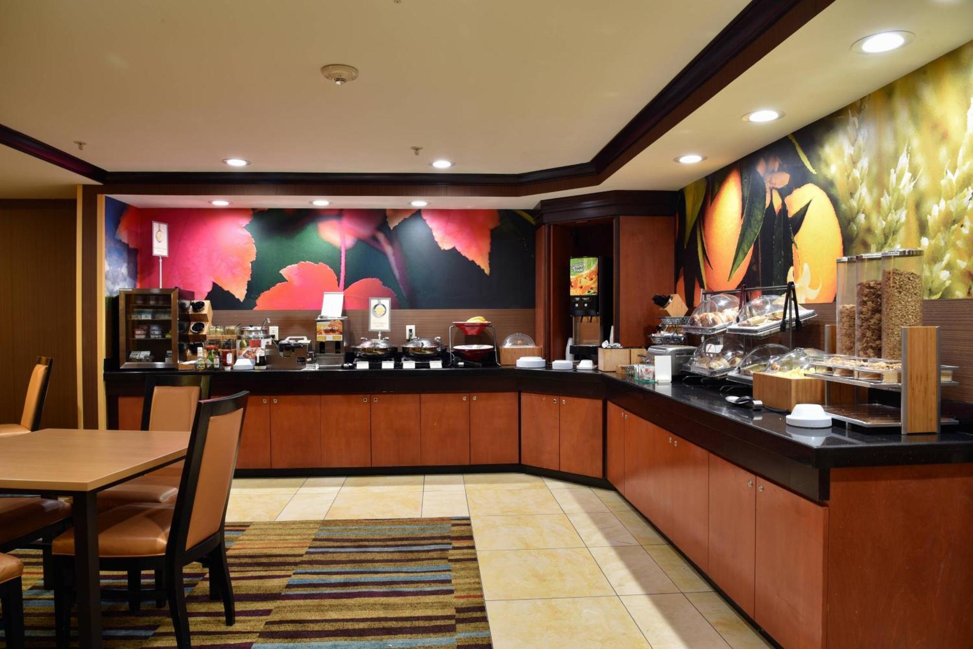 Fairfield Inn Hartford Airport Windsor Locks Buitenkant foto