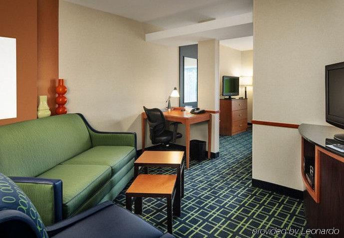 Fairfield Inn Hartford Airport Windsor Locks Buitenkant foto