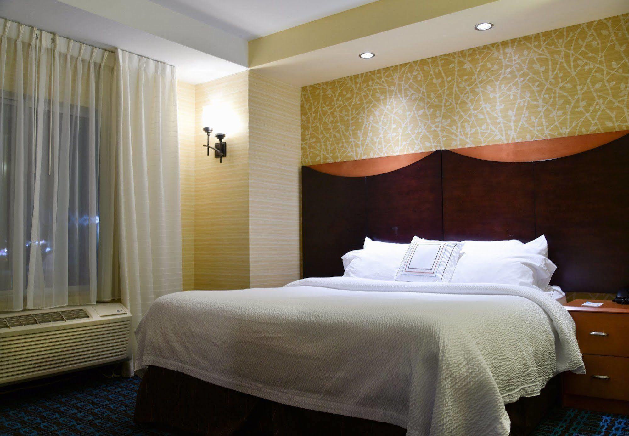 Fairfield Inn Hartford Airport Windsor Locks Buitenkant foto