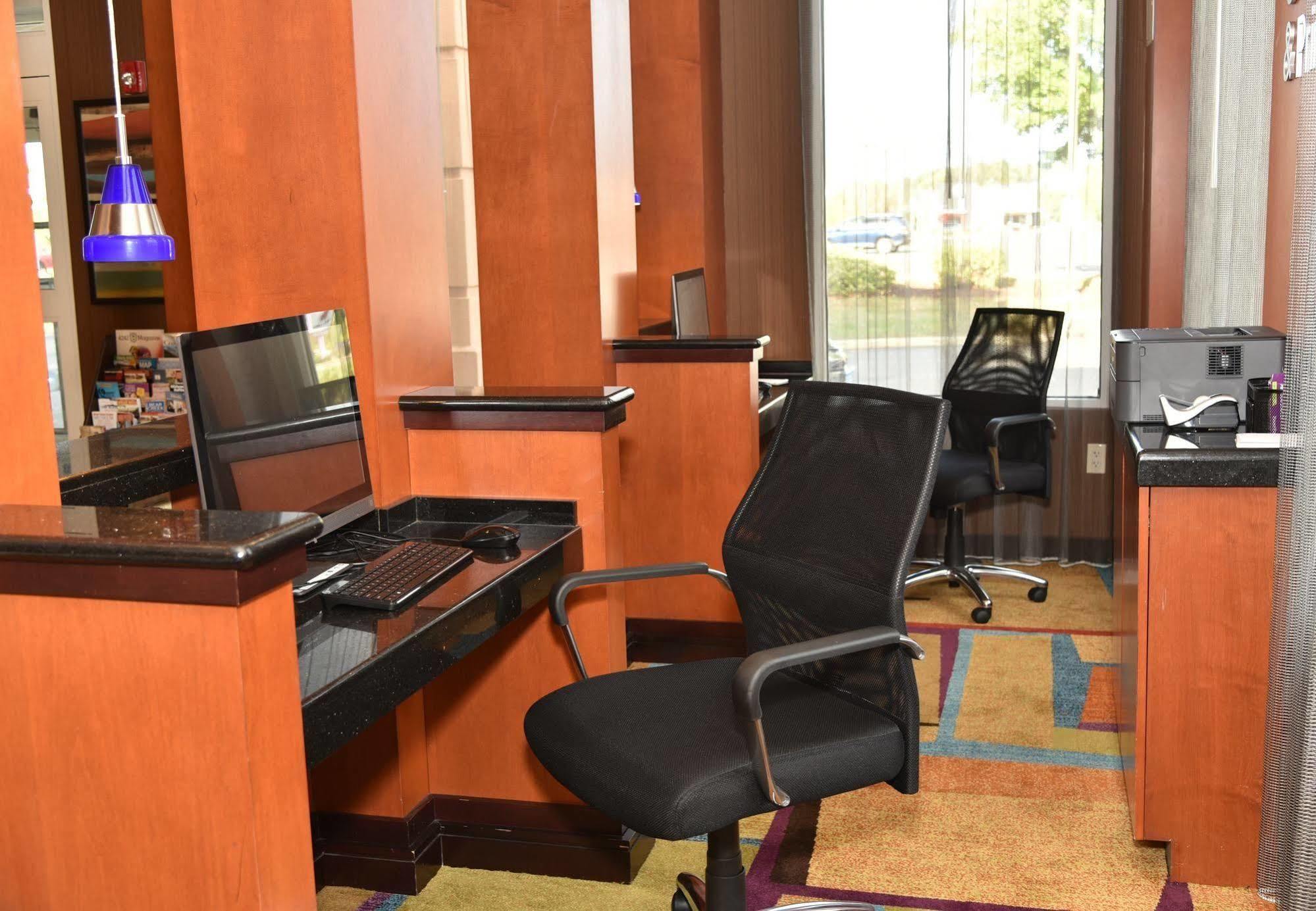 Fairfield Inn Hartford Airport Windsor Locks Buitenkant foto